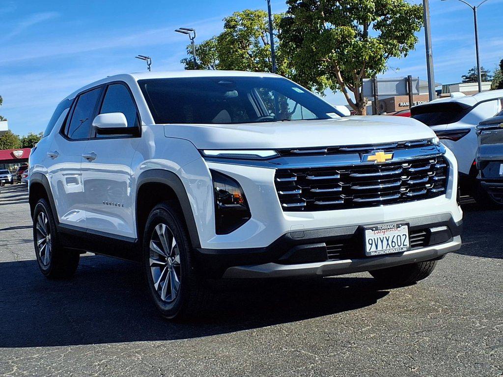 Summit White 2026 Chevrolet Equinox LT FWD SUV / Crossover Front-Wheel Drive Automatic