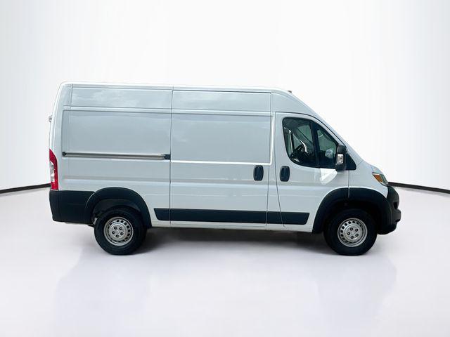 2026 Ram ProMaster 2500 Cargo Van Tradesman High Roof 136" WB w/Pass Seat