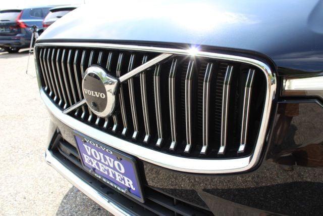 2023 Volvo XC60 Recharge T8 Ultimate Bright Theme