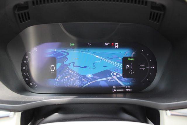 2023 Volvo XC60 Recharge T8 Ultimate Bright Theme