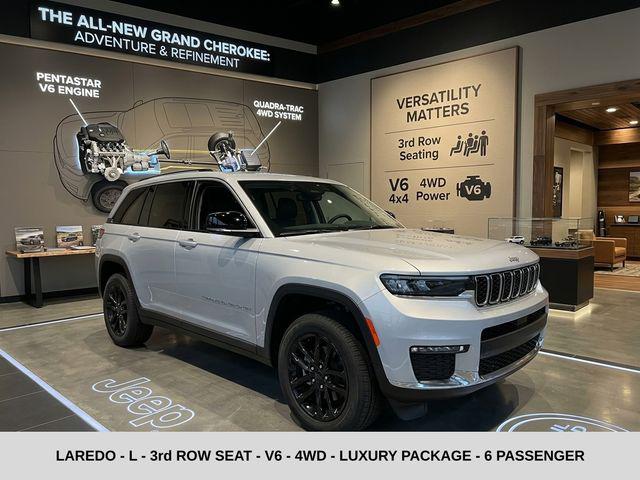 2023 Jeep Grand Cherokee L Laredo 4x4 for sale in Frankenmuth, MI