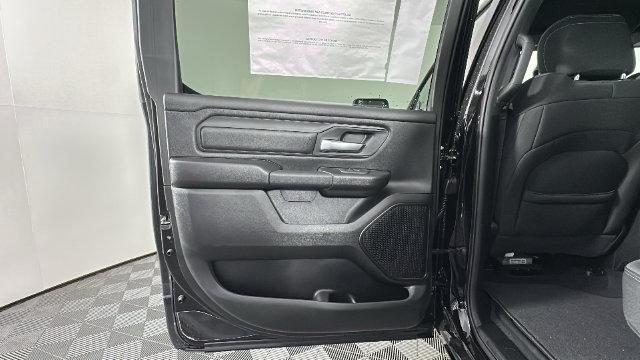 2026 Ram 1500 Tradesman Crew Cab 4x4 57 Box