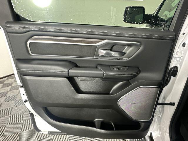 2026 Ram 1500 Laramie Crew Cab 4x4 5'7" Box