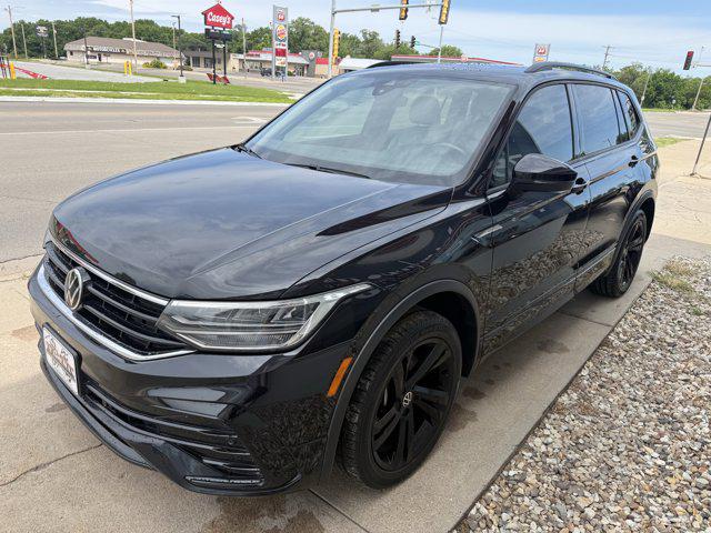 2023 Volkswagen Tiguan 2.0T SE R-Line Black