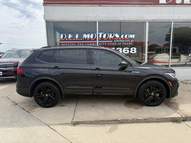 2023 Volkswagen Tiguan 2.0T SE R-Line Black