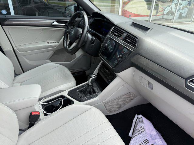 2023 Volkswagen Tiguan 2.0T SE R-Line Black
