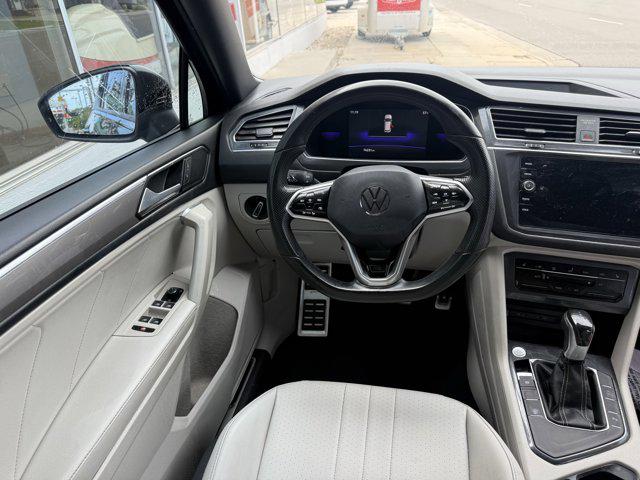 2023 Volkswagen Tiguan 2.0T SE R-Line Black