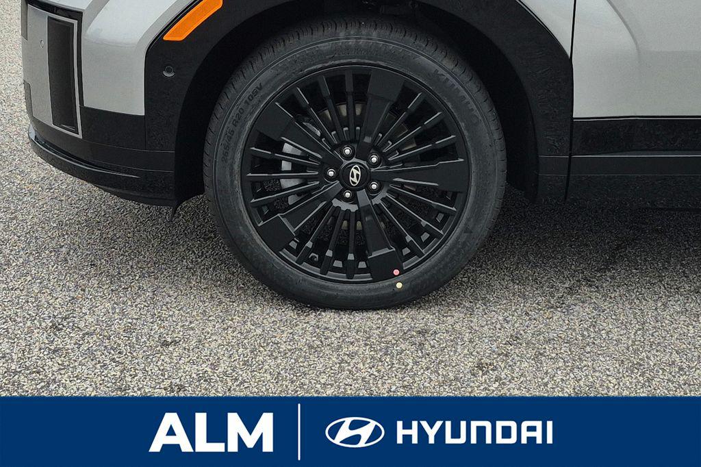 New 2026 Silver HYUNDAI Calligraphy FWD image 13