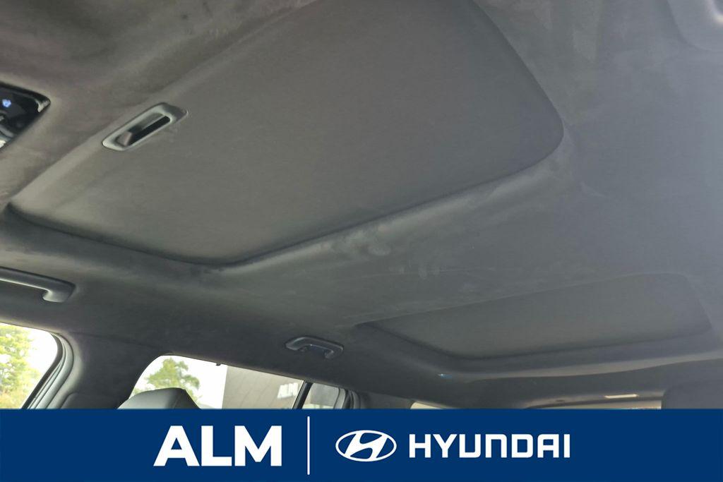 New 2026 Silver HYUNDAI Calligraphy FWD image 16