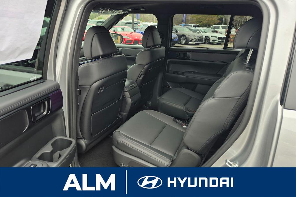 New 2026 Silver HYUNDAI Calligraphy FWD image 18