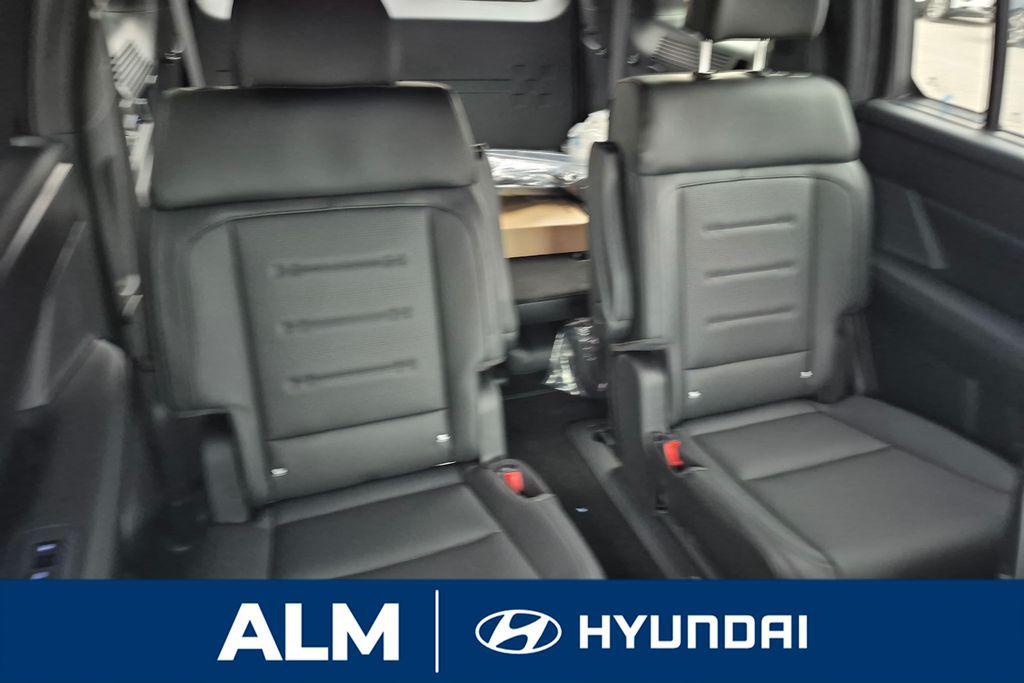 New 2026 Silver HYUNDAI Calligraphy FWD image 22