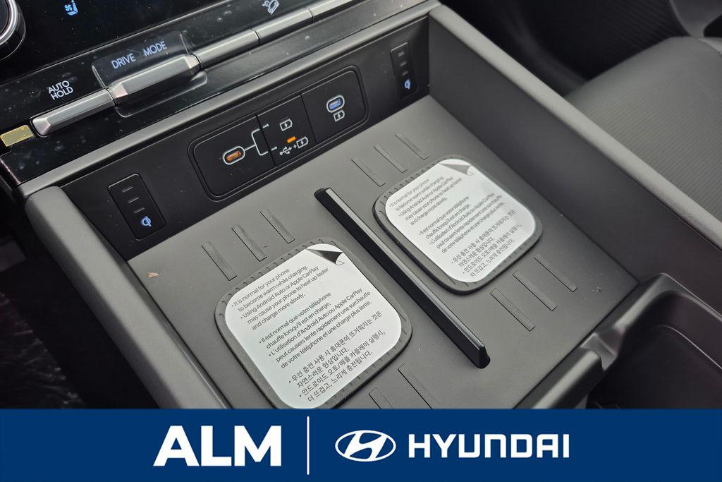 New 2026 Silver HYUNDAI Calligraphy FWD image 30