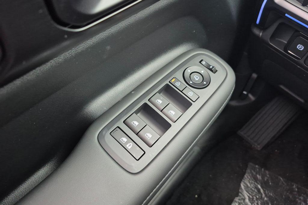 New 2026 Silver HYUNDAI Calligraphy FWD image 35