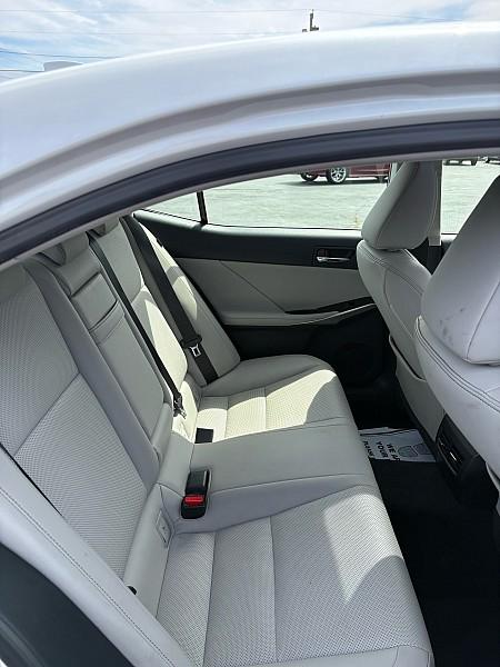 2015 Lexus IS 250 Crafted Line