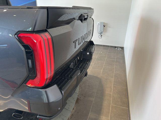 2026 Toyota Tundra Platinum CrewMax 5.5' Bed