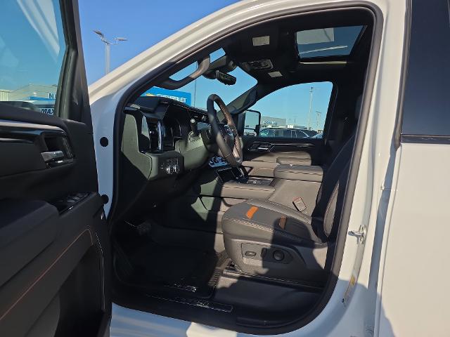 2026 GMC Sierra 2500HD Crew Cab, Standard Bed, AT4, 4WD