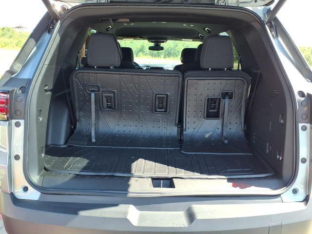 2023 Chevrolet Traverse FWD LT Cloth