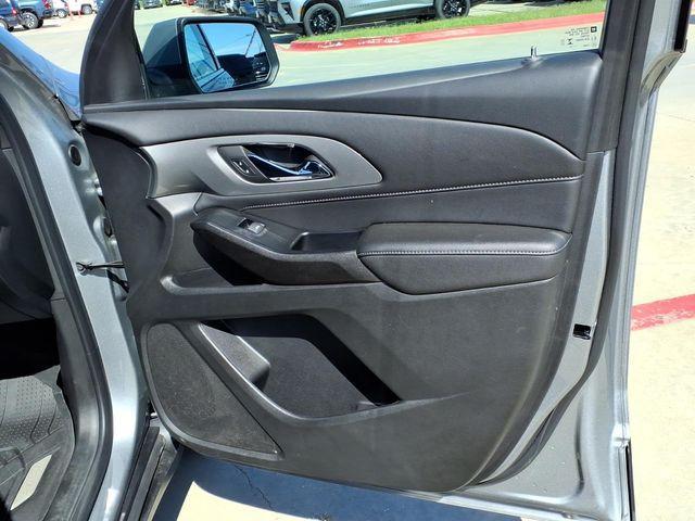 2023 Chevrolet Traverse FWD LT Cloth