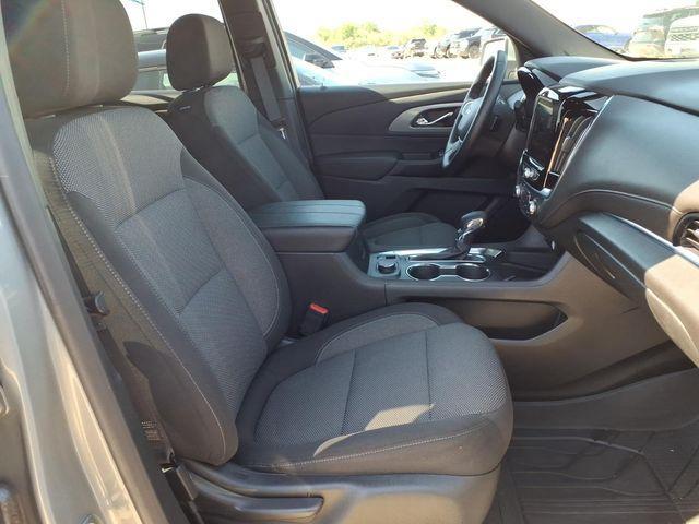 2023 Chevrolet Traverse FWD LT Cloth