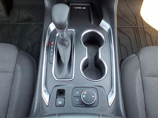 2023 Chevrolet Traverse FWD LT Cloth
