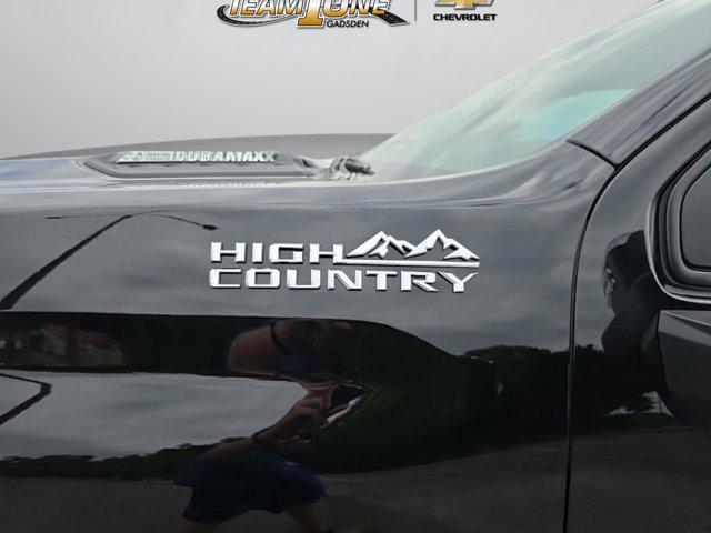 2026 Chevrolet Silverado 2500HD Crew Cab, Standard Bed, High Country, 4WD