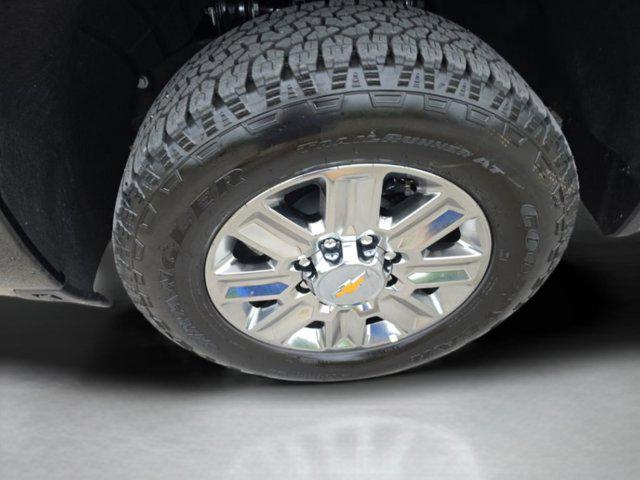 2026 Chevrolet Silverado 2500HD Crew Cab, Standard Bed, High Country, 4WD