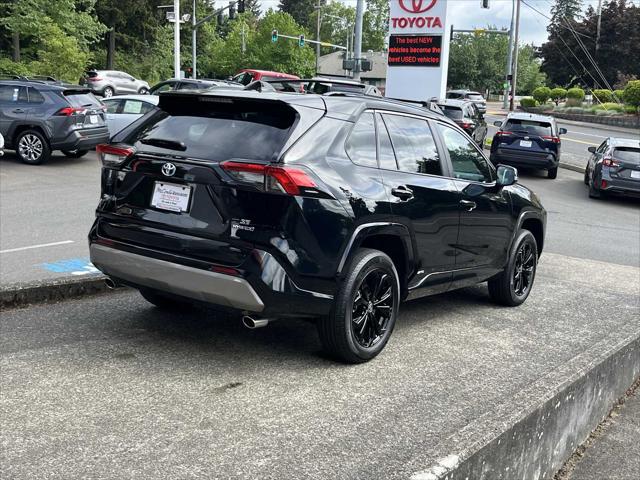 2024 Toyota RAV4 Hybrid SE