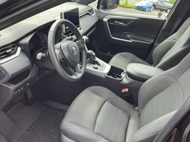 2024 Toyota RAV4 Hybrid SE