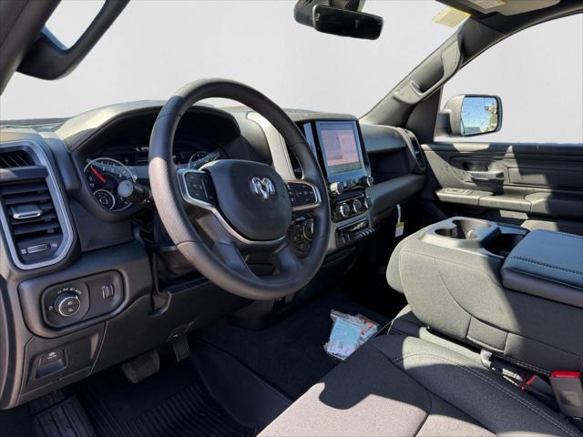 2026 Ram 1500 Warlock Crew Cab 4x4 5'7" Box