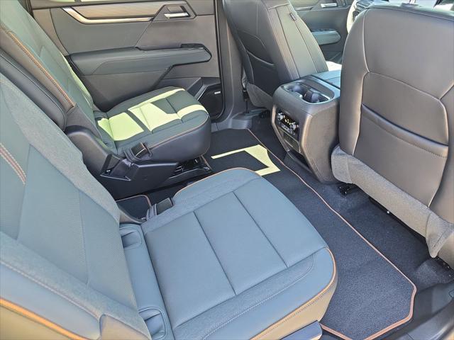 2026 GMC Acadia AT4 AWD