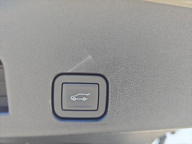2026 GMC Acadia AT4 AWD