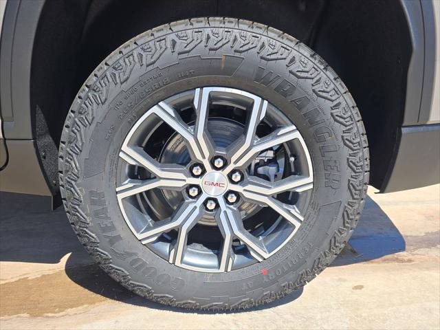 2026 GMC Acadia AT4 AWD