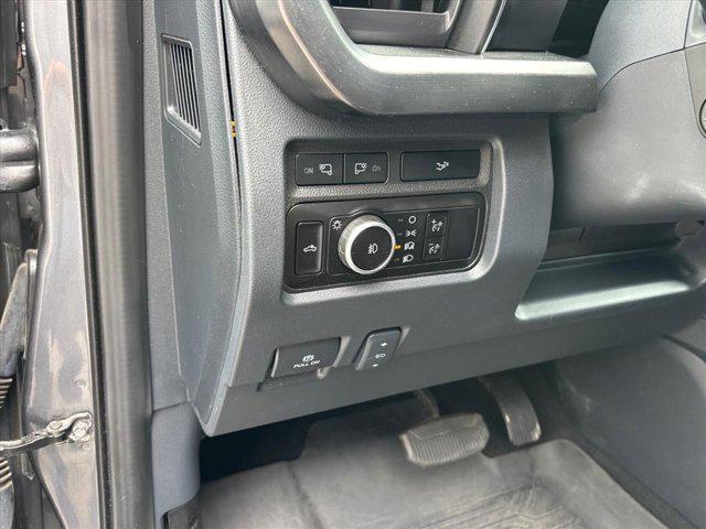 2023 Ford F-350 LARIAT