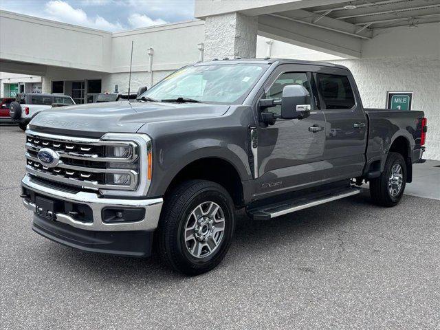 2023 Ford F-350 LARIAT