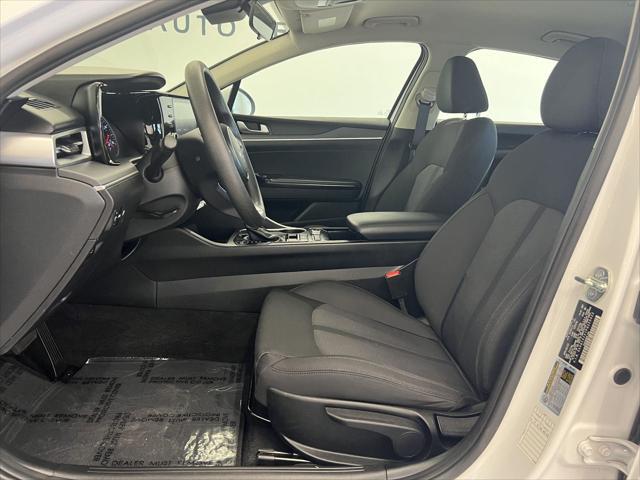 2023 Kia K5 LXS