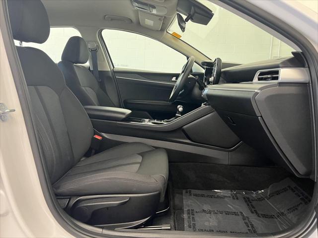 2023 Kia K5 LXS