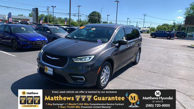 2023 Chrysler Pacifica Touring L for sale in ROCHESTER, NY