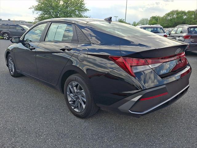 2024 Hyundai Elantra Hybrid Blue