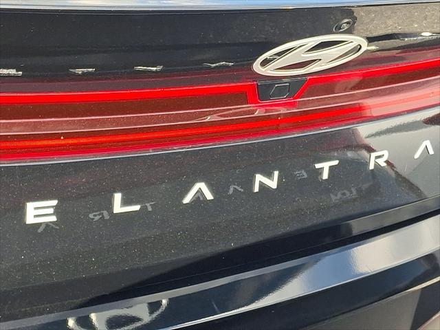 2024 Hyundai Elantra Hybrid Blue