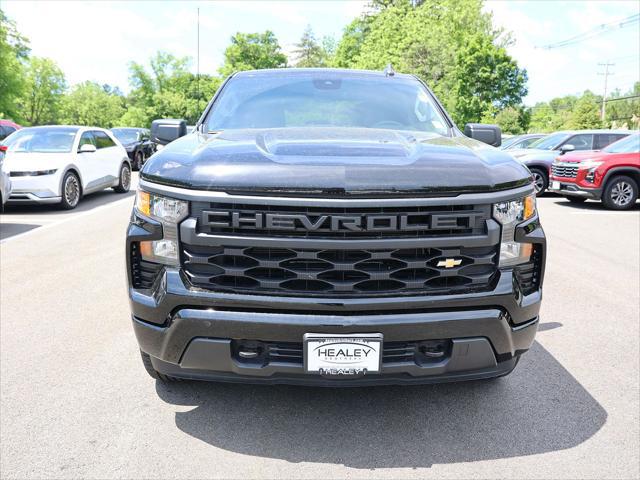 2023 Chevrolet Silverado 1500 4WD Crew Cab Standard Bed Custom
