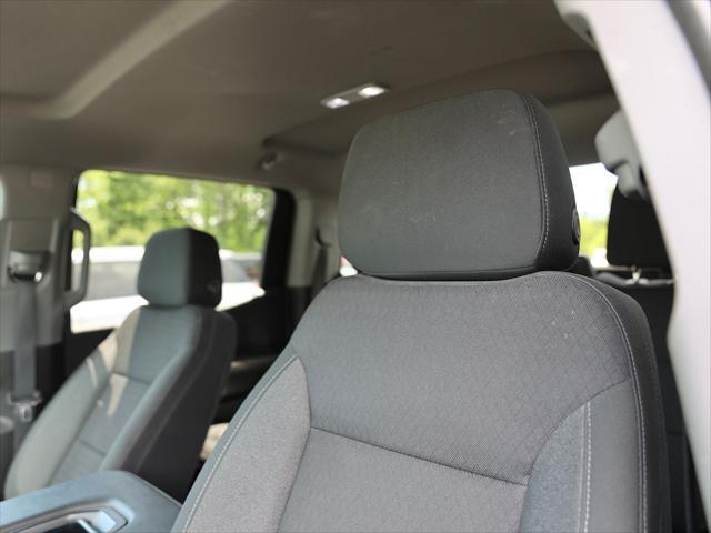 2023 Chevrolet Silverado 1500 4WD Crew Cab Standard Bed Custom