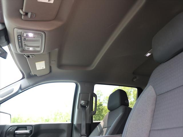 2023 Chevrolet Silverado 1500 4WD Crew Cab Standard Bed Custom