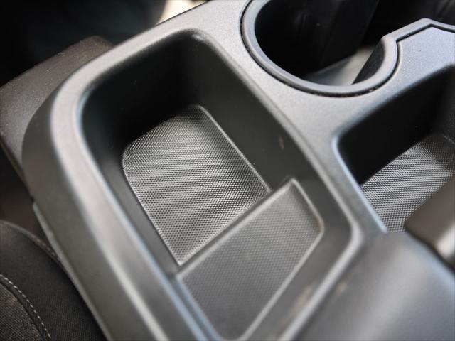 2023 Chevrolet Silverado 1500 4WD Crew Cab Standard Bed Custom