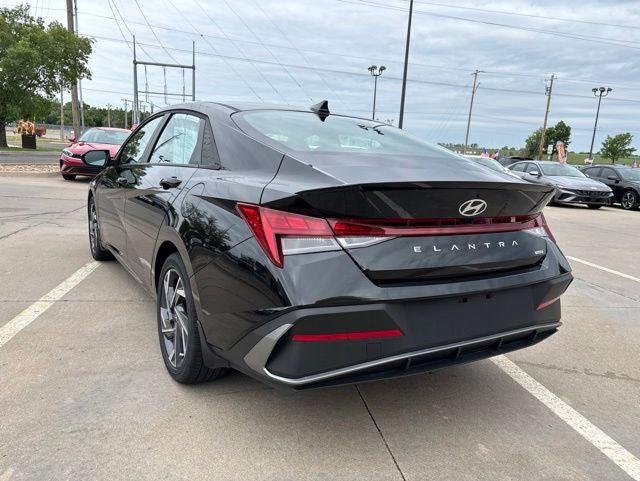 2025 Hyundai Elantra Hybrid SEL Sport