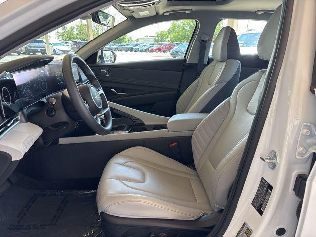 2025 Hyundai Elantra Hybrid Limited