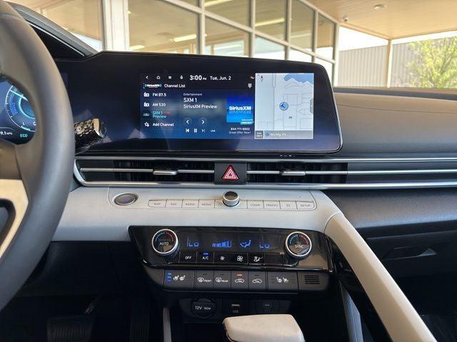 2025 Hyundai Elantra Hybrid Limited