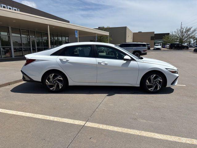 2025 Hyundai Elantra Hybrid Limited