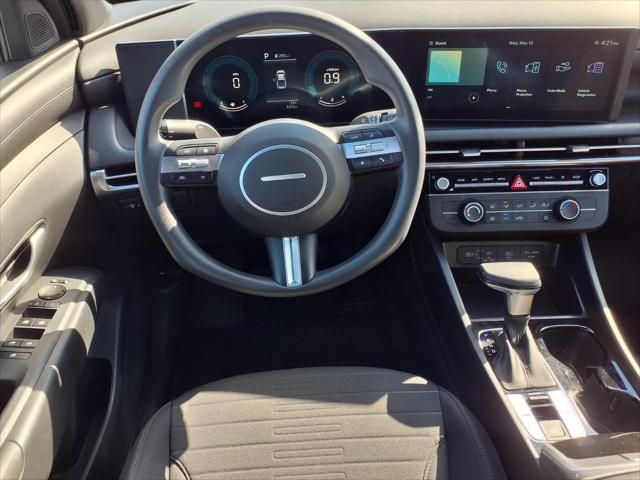 2025 Hyundai Santa Cruz SE