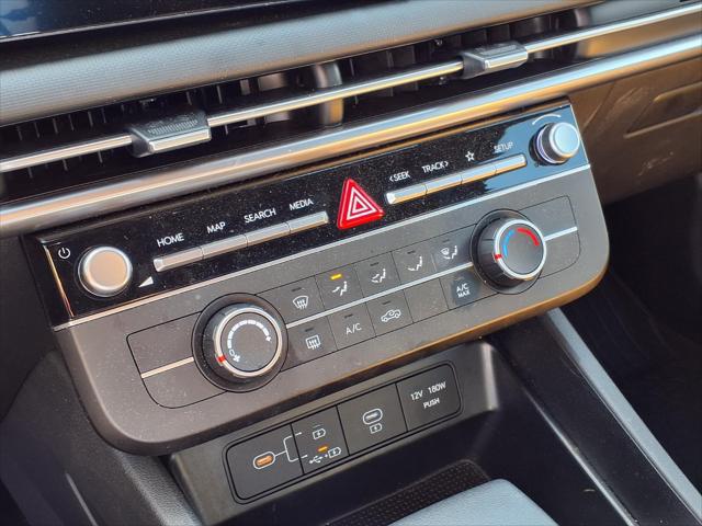 2025 Hyundai Santa Cruz SE