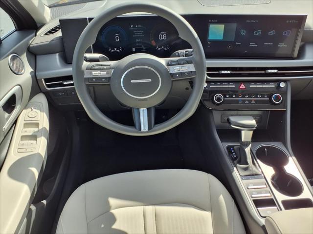 2025 Hyundai Sonata SE